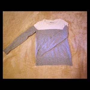 Old Navy Sweater